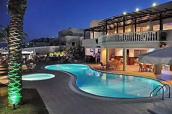 Flamingo Country Club Hotel *