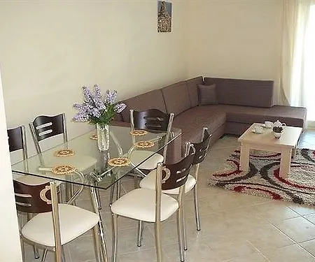 Flamingo Country Club מלון Bogazici