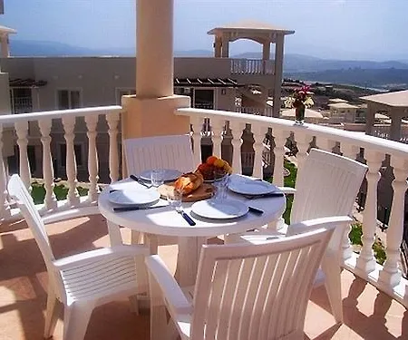 Flamingo Country Club מלון *